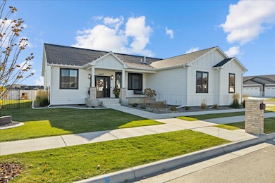 5440 Riesling Ln, Billings, MT 59106 - photo 2