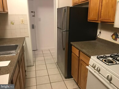 2316 Freetown Ct unit 1B, Reston, VA 20191 - photo 3