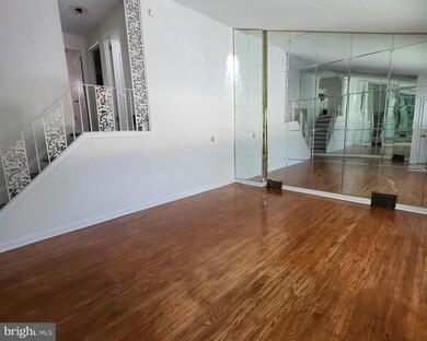 2407 Denfield St, Camden, NJ 08104 - photo 4