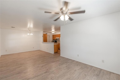 957 N Windermere Dr, Moore, OK 73160 - photo 7