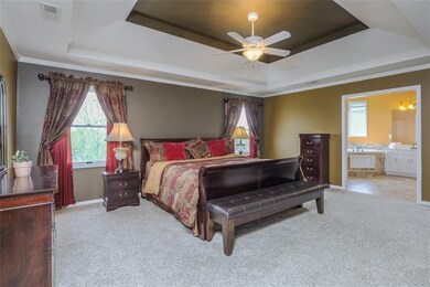 5627 Theden St, Shawnee, KS 66218 - photo 4