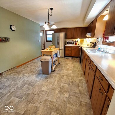 3715 W County Road 130 S, North Vernon, IN 47265 - photo 6