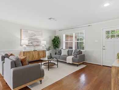 1606 Tannehill Dr, Houston, TX 77008 - photo 7