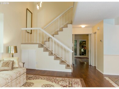 1796 Bonniebrae Dr, Lake Oswego, OR 97034 - photo 4