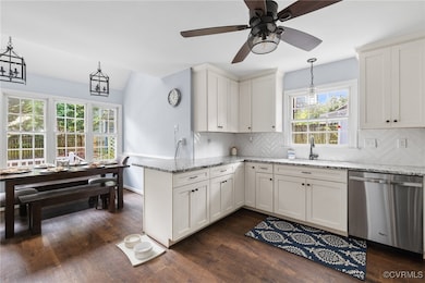 Eat In Kitchen, Breakfast Nook