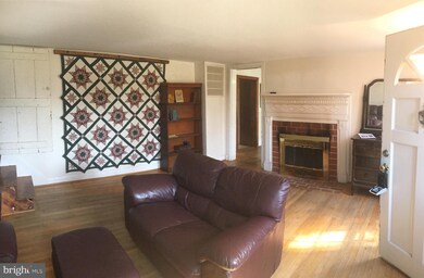 8901 Hooes Rd, Lorton, VA 22079 - photo 2