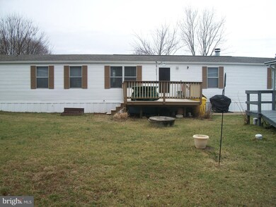 114 Berts Dr, Lothian, MD 20711 - photo 3