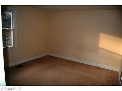 2nd Bedroom.