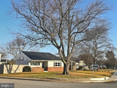 204 Ridgely Rd, Glen Burnie, MD 21061 - photo 2