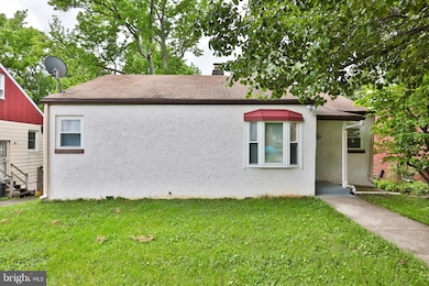 2330 Belleview Ave, Cheverly, MD 20785 - photo 2