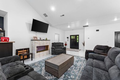 122 Thomas Eugene Dr Branson MO 65616 (2
