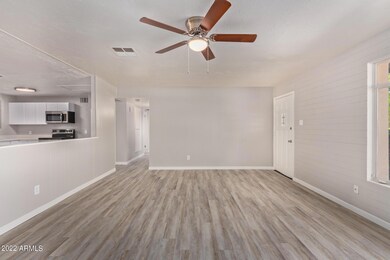 3314 N 39th Dr, Phoenix, AZ 85019 - photo 7