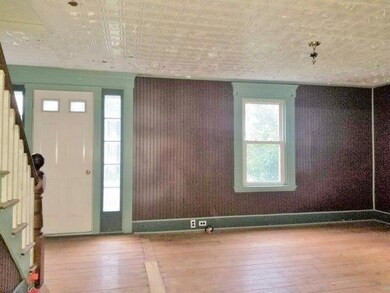 231-060913 Living Room
