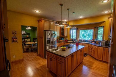 1621 Old Highway 70, Crossville, TN 38572 - photo 7