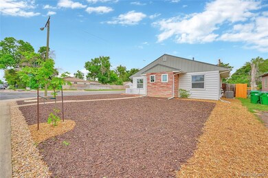 2201 Geneva St, Aurora, CO 80010 - photo 2