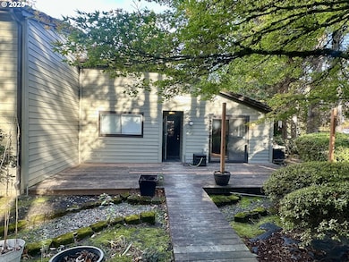 7612 SW Cresmoor Dr, Beaverton, OR 97008 - photo 2