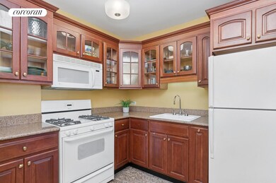 The St. Tropez unit 16N, New York, NY 10065 - photo 4