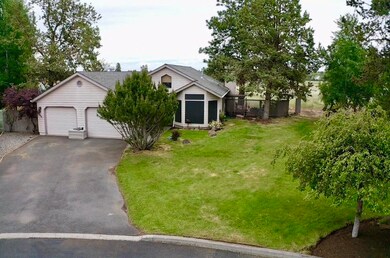20440 Rocky Top Ct, Bend, OR 97702 - photo 2