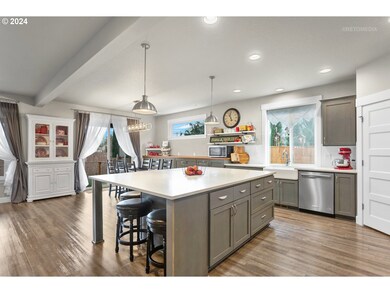 1888 Silverstone Dr, Forest Grove, OR 97116 - photo 7