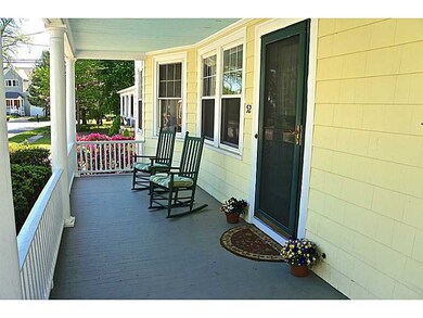 52 Circuit Dr, Cranston, RI 02905 - photo 4