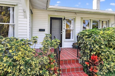 818 Claremore Dr, West Palm Beach, FL 33401 - photo 3