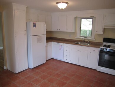 463 Winslow Gray Rd, South Yarmouth, MA 02664 - photo 4