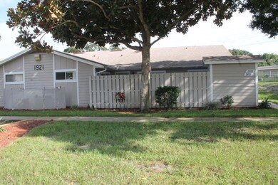 1921 Quail Ridge Ct unit 403, Cocoa, FL 32926 - photo 2