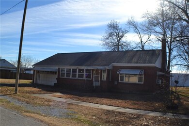 Front of the house facing 1st St.