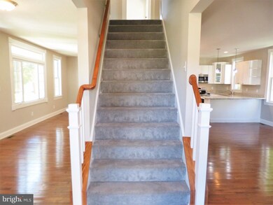 2927 Illinois Ave, Halethorpe, MD 21227 - photo 3