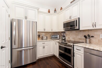 260 W Windsor (23 of 33)