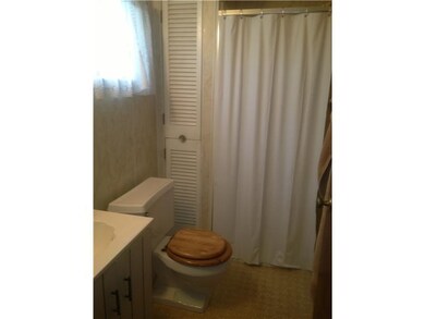Full Bath.