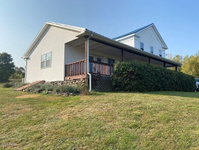 489 Saint Tikhons Rd, Waymart, PA 18472 - photo 2