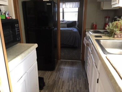 747 Forest Park, Middletown, RI 02842 - photo 3