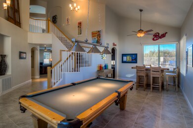 9 Living Room photo a
