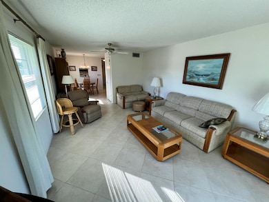62 Woodland Dr unit 201, Vero Beach, FL 32962 - photo 5