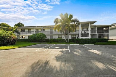 1210 SE Parkview Place unit 9, Stuart, FL 34994 - photo 2