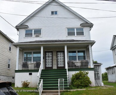 1349 Dartmouth St, Scranton, PA 18504 - photo 2