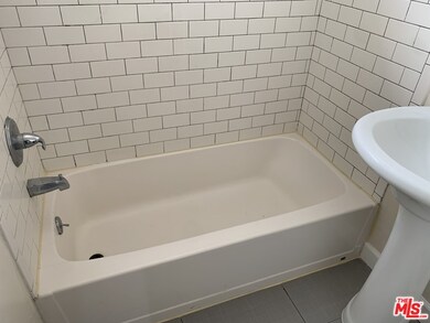 4832 W 17th St unit 6, Los Angeles, CA 90019 - photo 6