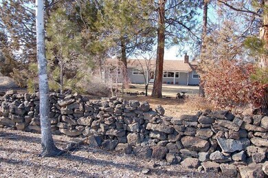 22820 Buckskin Ct, Bend, OR 97701 - photo 2