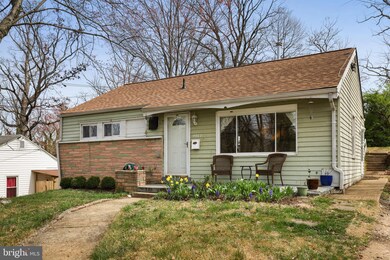 4907 55th Ave, Hyattsville, MD 20781 - photo 3