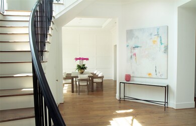 2158 Brentwood Dr, Houston, TX 77019 - photo 7