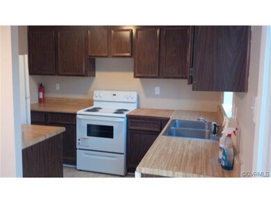 5242 Summerleaf Dr, North Chesterfield, VA 23234 - photo 2