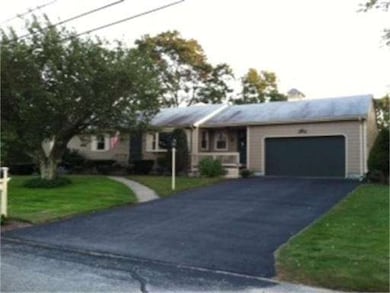 14 Peck St, Swansea, MA 02777 - photo 2