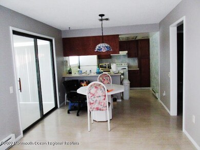 107A Chatham Dr, Monroe Township, NJ 08831 - photo 7