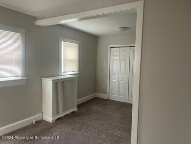 517 E Elm St, Scranton, PA 18505 - photo 5