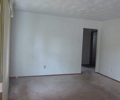 525 W 52nd Place, Merrillville, IN 46410 - photo 3