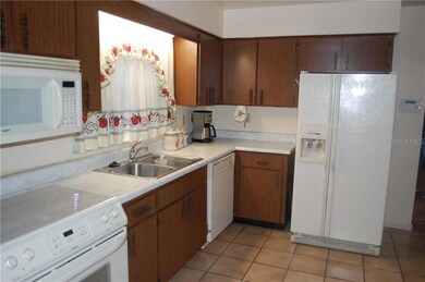 2303 Rosehill Ct, Brandon, FL 33510 - photo 7