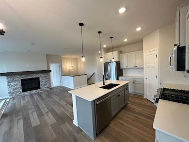 1848 Archer St, Shakopee, MN 55379 - photo 3