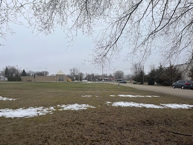 1916 E Main St, Albert Lea, MN 56007 - photo 5