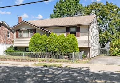 119 Killingly St, Providence, RI 02909 - photo 3